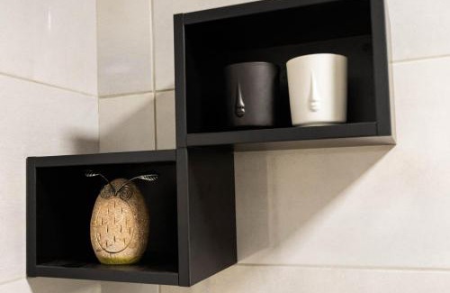 Constanta Apartment | Maurer Apartment
