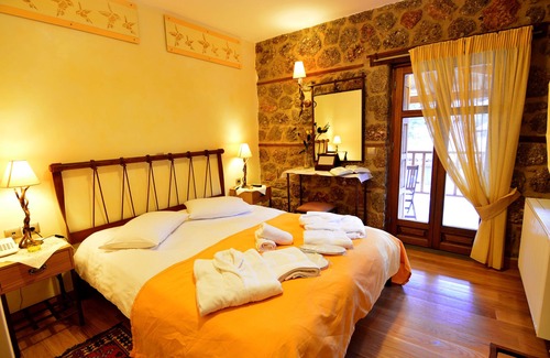 Synikia Mesi Trikalon House | Mavraganeiko