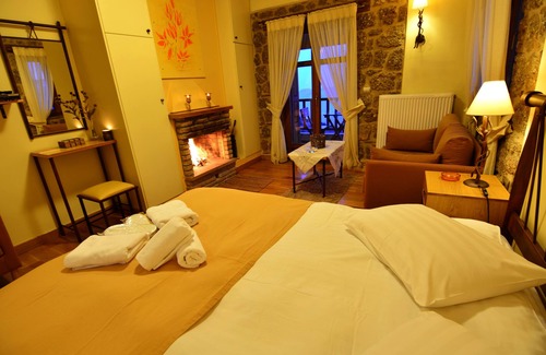 Synikia Mesi Trikalon House | Mavraganeiko