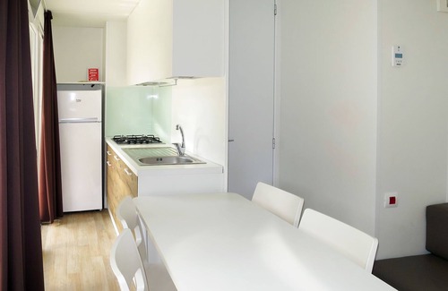 Baia Domizia House | Maxi Caravan Capri by Interhome