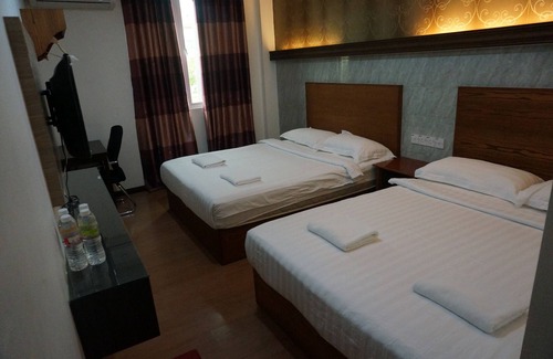 Bintulu House | Maxi Inn