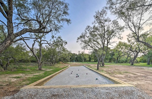 May House | May Ranch Retreat w/ Pool: Outdoor Paradise!