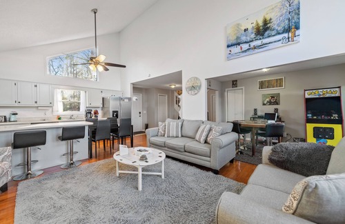 Ellijay Villa | May the Course Be With You