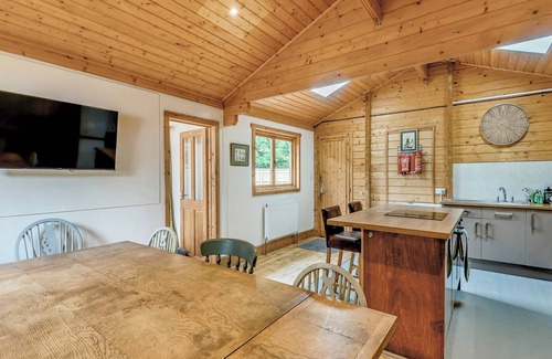 Sleaford Cottage | Mayfield Lodge - UK39917