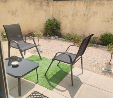 L'Isle-sur-la-Sorgue Apartment | Mayka