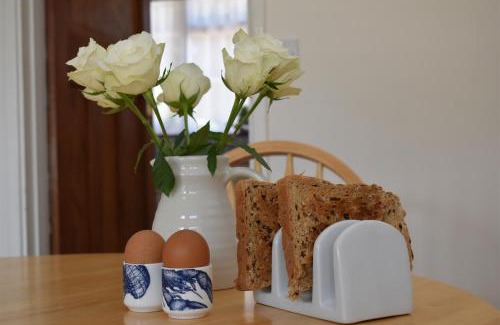 Playden House | Maytham Cottage