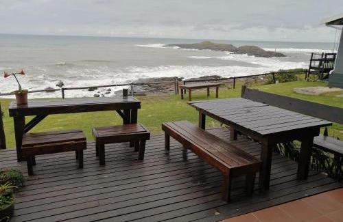 Mazeppa Bay Apartment | Mazeppa Sunrise Beach Accommodation