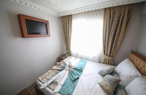 Aksaray Hotel | Mazum Baran
