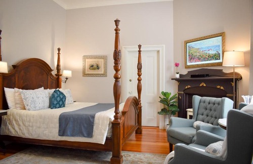 Historic Downtown District Hotel | McCall House Boutique Hotel