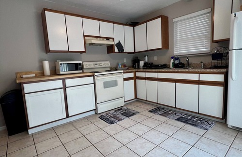 North Versailles Apartment | McEarth’s Haven - Your Home Away From Home