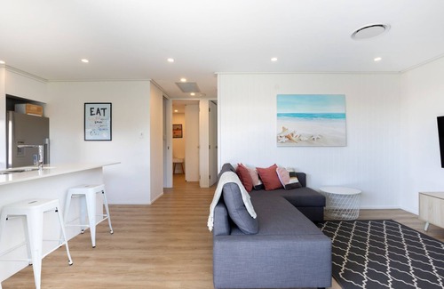 Mollymook Beach Cabin | McGrath welcomes you to Hideaway in Mollymook