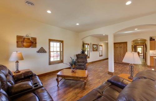 Campbellsport Apartment | McJuggers Loft Walk to Lake, Park, Restaurants