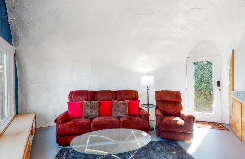 Thurston Hotel | McKenzie View Cottage