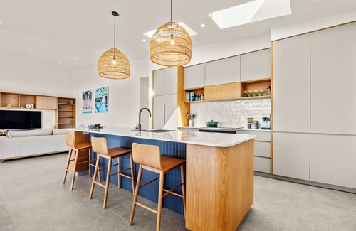 Malua Bay House | McKenzies Beach House - New Home on Beach with Views and Heated Swimming Pool