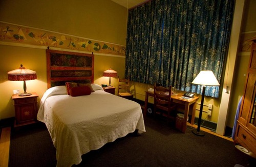Concordia Hotel | McMenamins Kennedy School