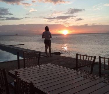 Mabini Hotel | Meaco Hotel - Anilao