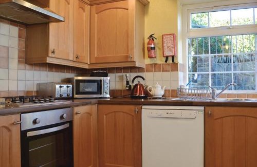 Llangeinor House | Meadow Croft