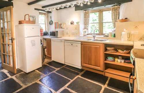 Pensilva Cottage | MEADOW LEA, pet friendly, character holiday cottage in Pensilva