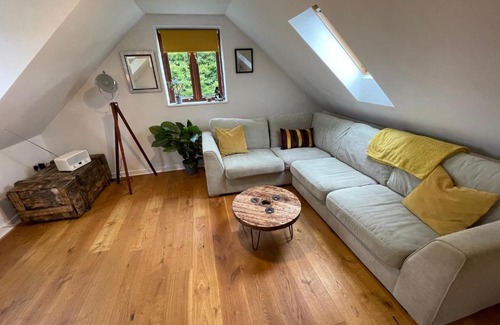 Coleford House | Meadow View @ Glebe Barn