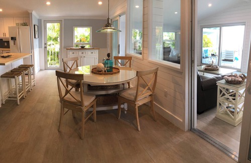 Cross Key Waterways House | Meagan's Beach House - Bayfront Home with Breathtaking Sunrise and Sunsets
