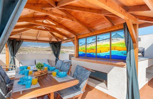 Arenas del Mar Villa | MEDANO4YOU Casa Violeta