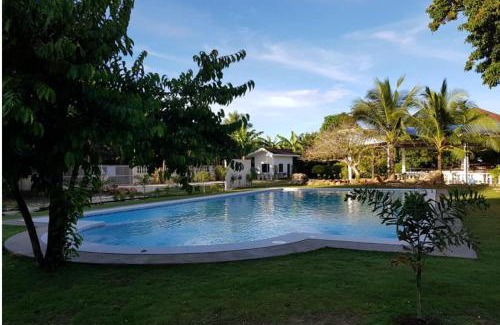 Medellin Bed & Breakfast | Medellin Seaview Inn