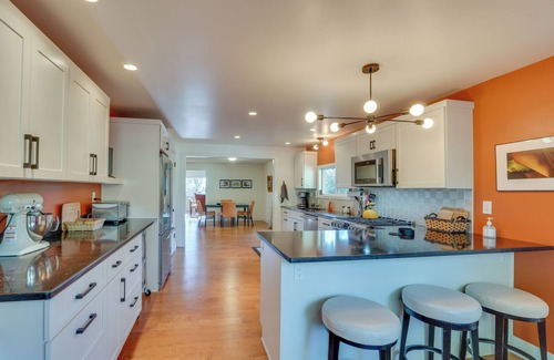Medford House | Medford Vacation Rental w/En-Suite Bathrooms!