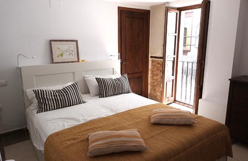 Medina-Sidonia Apartment | Medina Sidonia, luxury historic modern townhouse, swimming pool, terraces, sea view.