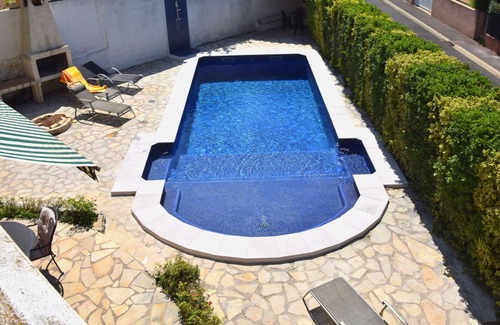 Pezenas Villa | Mediterranean-style Holiday Villa Rental with Private Pezenas Pool, South France