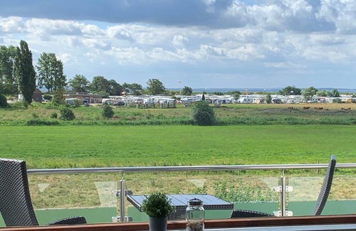 Oberursel Apartment | Meer mit Blick, Dat Witte Hus - Meer mit Blick, 2-zi.-apartm., 53 m²