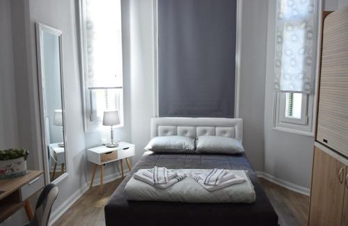 Thessaloniki City Centre Apartment | Megaron11 Apartments