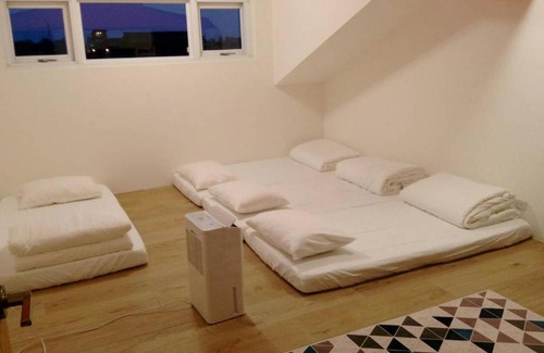 Dongshan Bed & Breakfast | Meihua Lake Corner B&B