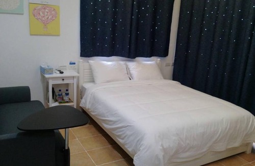 Dongshan Bed & Breakfast | Meihua Lake Corner B&B