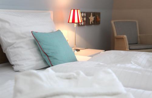 Niendorf Hotel | Mein Strandhaus - Hotel, Restaurant & Schwimmbad