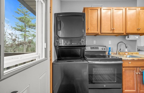 De Queen Apartment | Mel's Place