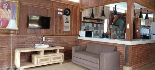 Purwakerti Hotel | Melasti Mountain Villas Amed