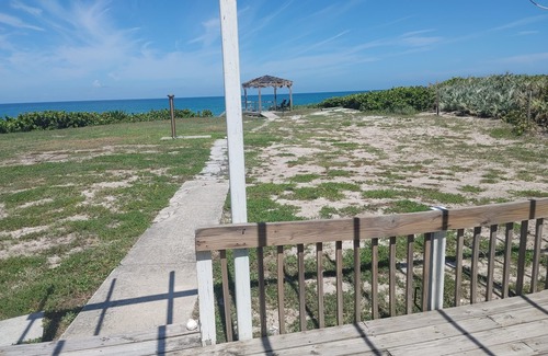 Melbourne Beach House | Melbourne Beach House and Basement Apt on 1.2 acres ocean front