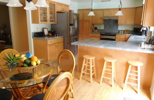 Kailua-Kona House | Melelina Hale Large four bedroom with pool, ocean views, and AC!