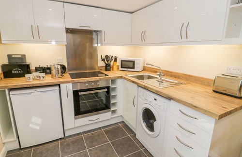 Garndolbenmaen Cottage | Melin Bach