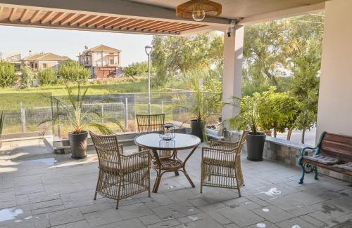 Kourouta Apartment | Melina Luxury Suites, Seaside Nests in Kourouta