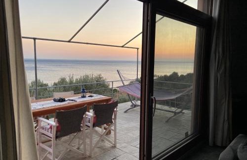 Melinta House | Melinda Views/Beach house/summer house