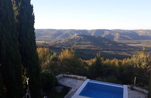 Motovun Villa | Meloni - Best lookout house