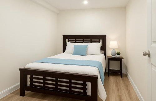 Saanich East Bed & Breakfast | Melrose Place Poolside Hideaway Basement Suite Sleeps 6 plus