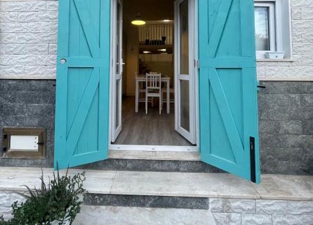 Santa Teresa di Riva House | Melvis Holiday Home