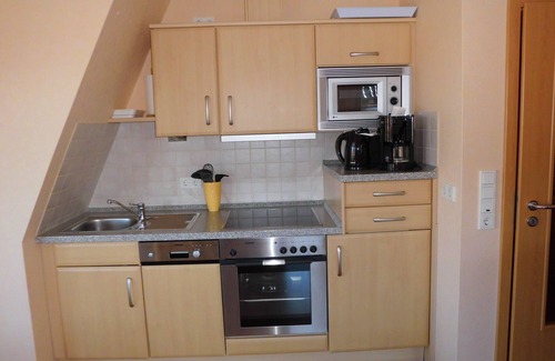 Norddeich Apartment | Memmertbalje 8, 200 m to the beach, WLAN, 2 bedrooms, max. 3 pers,