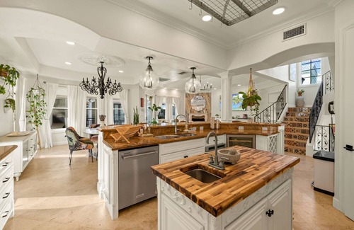 Captiva House | Memories are made Here! Fully Updated-Clean-Chic Upgrades-Kid & Pet Friendly