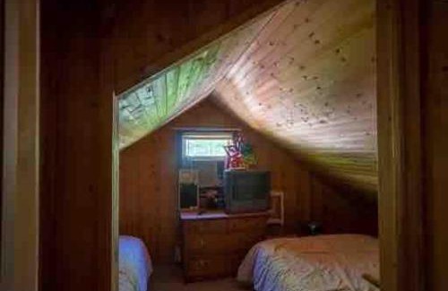 Bradford House | Memory Island