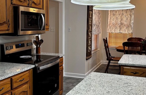 Whitehaven House | Memphis Blues Oasis at Graceland