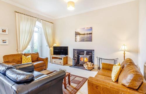 Brynrefail House | Menai View