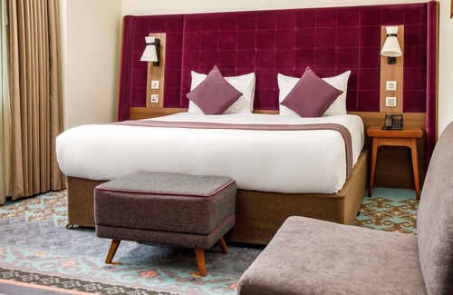 Cathedrals Hotel | Mercure London Bridge